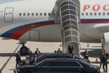 &lt;p&gt;Путин дошао у Женеву&lt;/p&gt;
