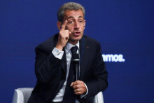 &lt;p&gt;Саркози&lt;/p&gt;
