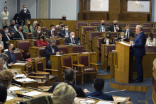 &lt;p&gt;Влада Црне Горе тренутно нема већину у парламенту и то треба да се ријеши&lt;/p&gt;
