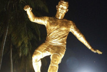 &lt;p&gt;Статуа Роналда&lt;/p&gt;
