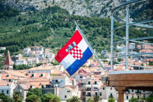 &lt;p&gt;zastava, Hrvatska&lt;/p&gt;
