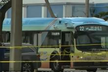 &lt;p&gt;У нападу на аутобус на Флориди најмање двоје мртвих&lt;/p&gt;
