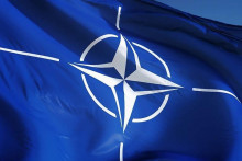 &lt;p&gt;НАТО застава&lt;/p&gt;
