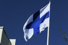 &lt;p&gt;застава Финске&lt;/p&gt;
