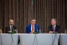 &lt;p&gt;Ministar Damjanović na panelu sa slovenačkim privrednicima&lt;/p&gt;

