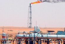 &lt;p&gt;Naftno polje u Saudijskoj Arabiji&lt;/p&gt;
