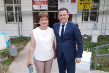 &lt;p&gt;ministar Mijomir Vojinović i direktorka Ljubinka Bugarin&lt;/p&gt;
