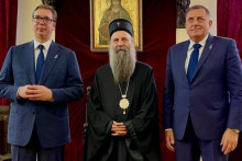 &lt;p&gt;Vučić, patrijarh i Dodik&lt;/p&gt;
