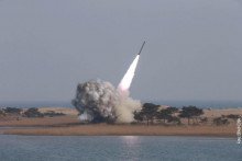 &lt;p&gt;Једна од ракетних проба Северне Кореје&lt;/p&gt;
