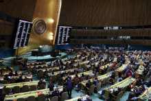 &lt;p&gt;Генерална скупштина УН гласала за суспенѕију&lt;/p&gt;
