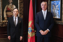 &lt;p&gt;Ambasador Japana i Đukanović&lt;/p&gt;
