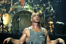 &lt;p&gt;Rammstein Till Lindemann&lt;/p&gt;