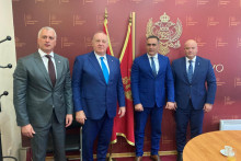 &lt;p&gt;Damjanović sa predstavnicima evrooskog i crnogorskog džudo saveza&lt;/p&gt;