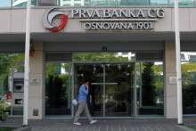 &lt;p&gt;Zgrada Prve banke u Podgorici&lt;/p&gt;