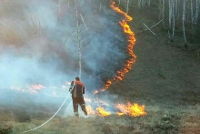 &lt;p&gt;Gašenje požara (arhivski snimak)&lt;/p&gt;