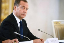 &lt;p&gt;Dimitrij Medvedev&lt;/p&gt;