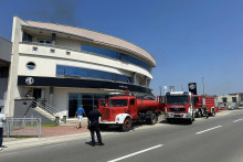 &lt;p&gt;Ekipe Službe zaštite i spašavanja Glavnog grada Podgorica ugasile požar u Tološima&lt;/p&gt;