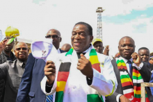 &lt;p&gt;President of Zimbabwe, Tviter&lt;/p&gt;