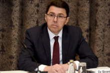 &lt;p&gt;Branislav Radulović&lt;/p&gt;