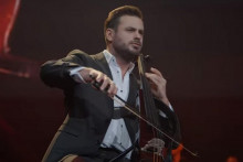 &lt;p&gt;Hauser spremio božićni album&lt;/p&gt;