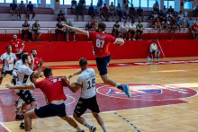 <p>Šampion siguran</p>