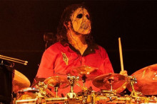 &lt;p&gt;Slipknot &lt;/p&gt;