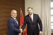 &lt;p&gt;Ministar Dragan Krapović i ambasador Zećir Ramčilović&lt;/p&gt;