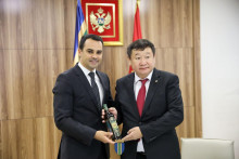 &lt;p&gt;Dušan Raičević primio delegaciju Mongolije&lt;/p&gt;