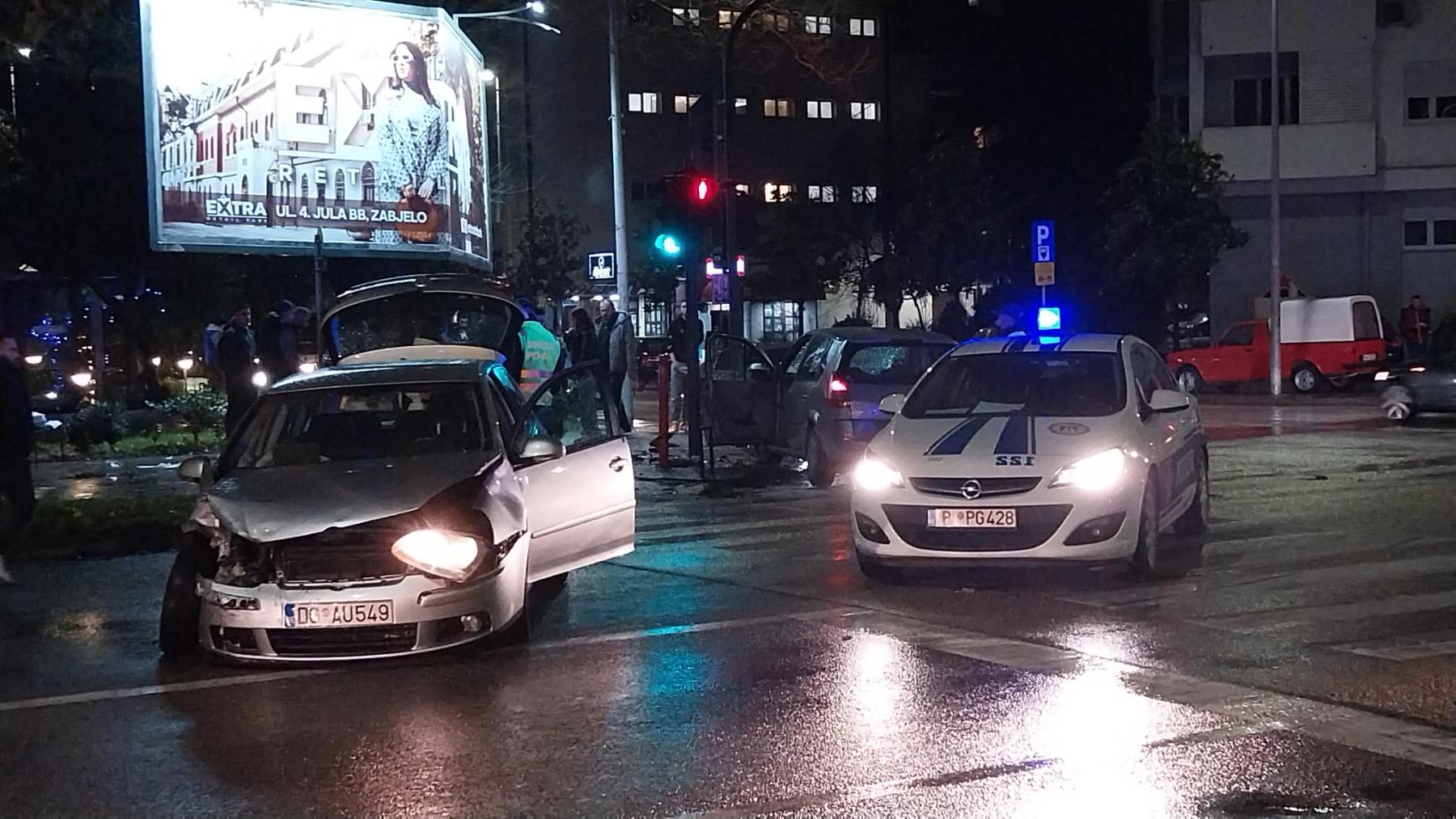 ДАН (FOTO/VIDEO) Podgorica Udes u Ulici 13. jula, povrijeđeno više osoba