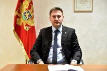 &lt;p&gt;Ministar Vojislav Šimun&lt;/p&gt;