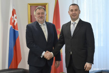 &lt;p&gt;Potpredsjednik Šćekić sastao se sa ambasadorom Republike Slovačke Borisom Gandelom&lt;/p&gt;