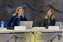 &lt;p&gt;Tea Gorjanc Prelević i Maja Raičević na predstavljanju projekta u Evropskoj kući&lt;/p&gt;