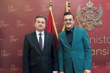 &lt;p&gt;Vuković sa ukrajinskim ambasadorom&lt;/p&gt;