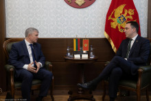 &lt;p&gt;Vuković sa ambasadorom Litvanije&lt;/p&gt;