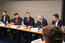 &lt;p&gt;Spajić sa predstavnicima MEDEF-a:&lt;/p&gt;