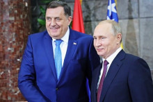 &lt;p&gt;Milorad Dodik i Vladimir Putin b(arhiva)&lt;/p&gt;