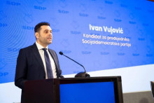 &lt;p&gt;Ivan Vujović&lt;/p&gt;