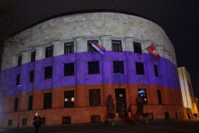 &lt;p&gt;Palata Republike u Banjaluci u bojama ruske zastave&lt;/p&gt;