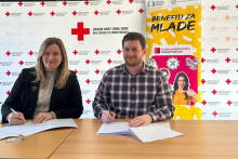&lt;p&gt;Jelena Dubak i Jugoslav Radović potpisali sporazum o saradnji u cilju pružanja zajedničke podrške mladima širom Crne Gore&lt;/p&gt;