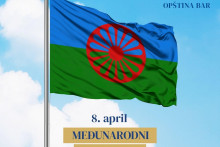 &lt;p&gt;Međunarodni dan Roma - ispred Opštine Bar romska zastava&lt;/p&gt;
