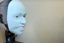 &lt;p&gt;Emo robot predviđa grimase lica&lt;/p&gt;