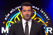 &lt;p&gt;Glumac Kenan İmirzalıoğlu voditelj kviza Milioner&lt;/p&gt;