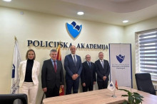&lt;p&gt;Ambasador Mađarske u posjeti Policijskoj akademiji u Danilovgradu&lt;/p&gt;