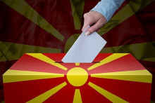 &lt;p&gt;Pljušte ostavke u Makedoniji nakon izbornog kraha&lt;/p&gt;
