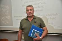 &lt;p&gt;Budo M. Vlahović Veljović&lt;/p&gt;