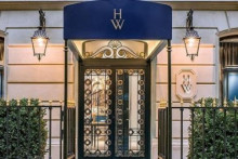 &lt;p&gt;Harry Winston&lt;/p&gt;