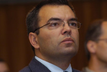 &lt;p&gt;Dr Boјan B. Dimitriјević&lt;/p&gt;
