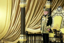 &lt;p&gt;Krunisan sultan u Maleziji&lt;/p&gt;