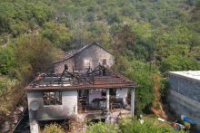 &lt;p&gt;Porodica Aćimić ostala bez krova nad glavom&lt;/p&gt;