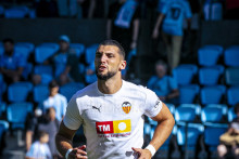 &lt;p&gt;Rafa Mir&lt;/p&gt;